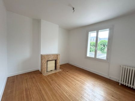 Location Maison 4 pièces 107m² - Photo 2