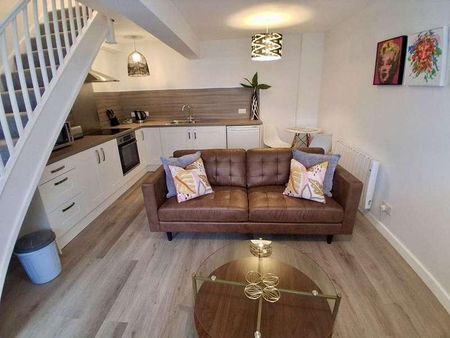 Smiths Court, King Street, Ulverston, LA12 - Photo 4