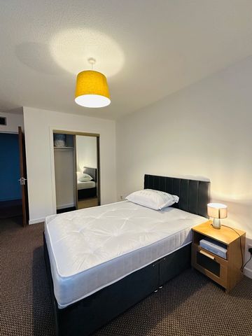 3 Bed Flat, Beltane Street, G3 - Photo 2