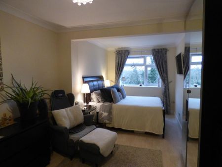 3 Bed Semi-Detached House, Lewis Road, B30 - Photo 5