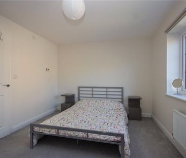 4 bedroom townhouse to rent - Photo 5