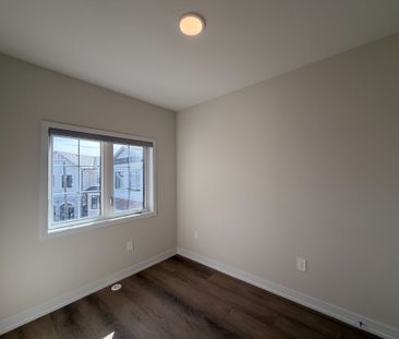 For Lease - 1 Peace Lane, Richmond Hill, Ontario - Photo 6