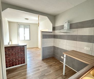 Location Appartement 4 pièces 98m² - Photo 5