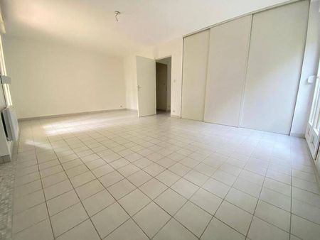 Location appartement rénové 2 pièces 50.08 m² à Grabels (34790) - Photo 2