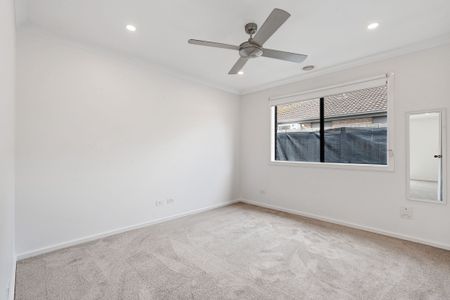 Grand Living on Belvedere Drive - Photo 4