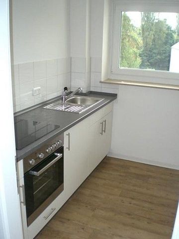 Wer will mich!? Günstig geschnittene 3-Zimmer-Wohnung mit zwei Balkone. - Foto 3