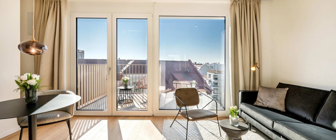 Stylisch-luxuriös möblierte 1-Zimmer-Wohnung mit Balkon - Photo 1