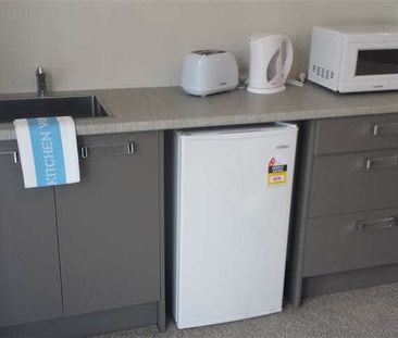 Fully furnished studio unit is ready for tenants. - Photo 5