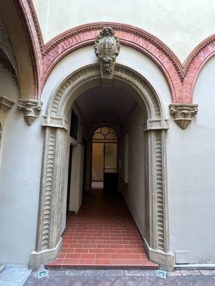 Pregiato monolocale in contesto medievale - Photo 1