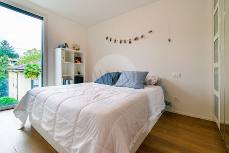 APPARTAMENTO ARREDATO CON TERRAZZA E BELLISSIMA VISTA - Foto 4