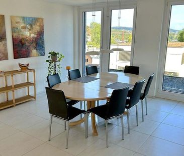 Attikawohnung mit Traumterrasse - urbanes Wohnen auf höchstem Niveau! - Foto 1