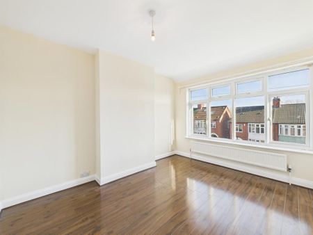 3 bedroom semi-detached house to rent - Photo 5