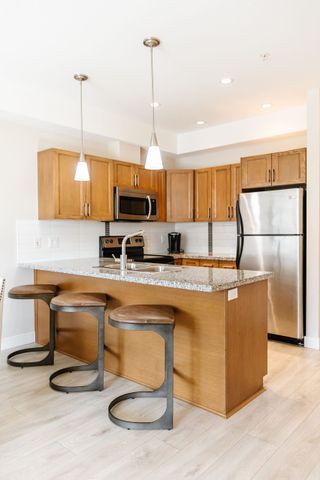 COPPER SKY – UTILITIES INCLUDED! - Photo 3