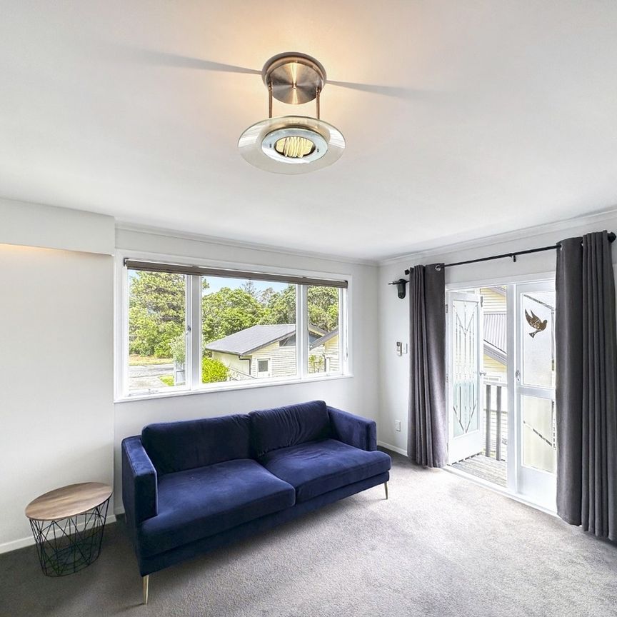 Woburn Apartment - Photo 1