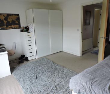 4 bedroom house to rent Caroline Way, Sovereign Harbour North, East... - Photo 5