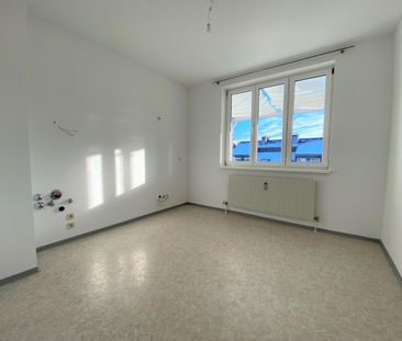 Großzügige 3-Zimmer Wohnung mit sonniger Loggia - Photo 3