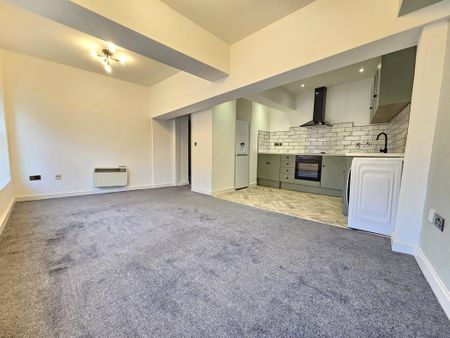 1 bedroom flat to rent - Photo 2