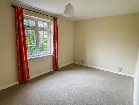 Chestal, Dursley - Photo 4