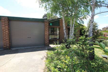 23 Frater Crescent, Lyneham ACT 2602 - House For Rent | Domain - Photo 5
