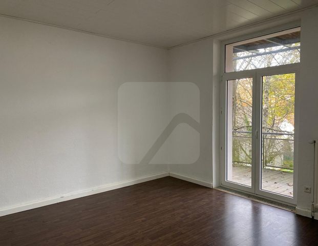 Lüdenscheid: Charmante 2-Zimmer-Altbau-Wohnung mit großem Balkon in bester Wohnlage "Im Halsey" - Foto 1