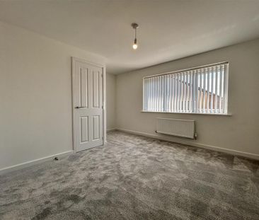 2 bedroom semi-detached house to rent - Photo 2