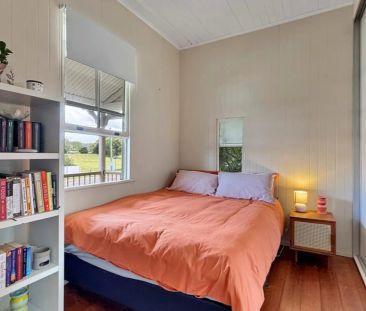 Timeless Charm - Photo 4