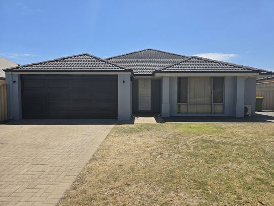 Spacious 4x2 Home with Double Garage - Photo 1