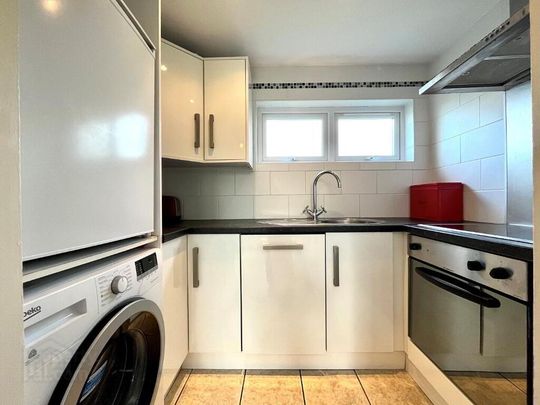 14c Lesley Heights, Glassillan Grove, Greenisland, BT38 8TB - Photo 1