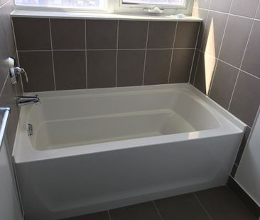 For Lease - 830 Lawrence Avenue Unit# 336, Toronto, Ontario - Photo 4