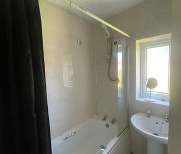 359 New Ashby Road Loughborough - Photo 4