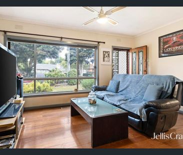 Spacious Family Home with Huge Outdoor Entertaining Area - Photo 1
