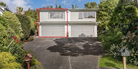 Remuera Town House + Double Garage - Photo 4