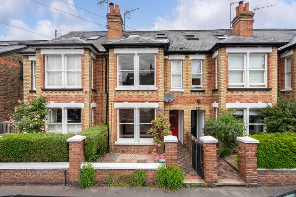 Rothes Road, Dorking, RH4 - Photo 1