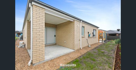 For Rent – Modern Family Home in the Heart of Kalkallo! - Photo 4