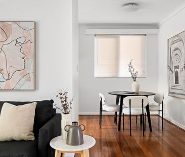 8/31 Leslie Road, Essendon VIC 3040 - Photo 2