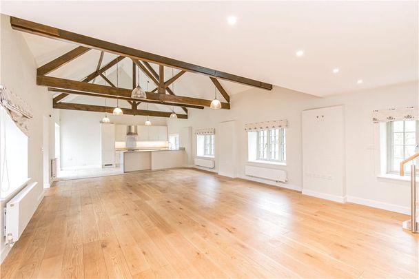 Overford Farm, Wytham, OX2 - Photo 1