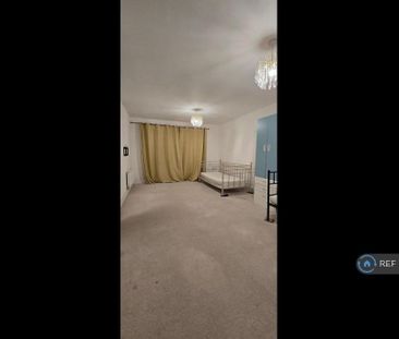 4 bedroom detached house to rent - Photo 5