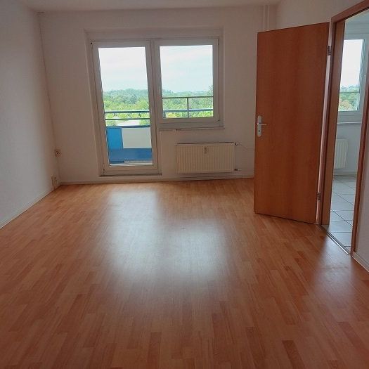 wunderbare 4 Raumwohnung in der 1 Etage für eine ganze Familie - Photo 1