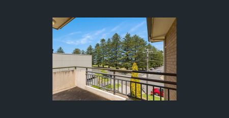 Beachside Breeze - Photo 5