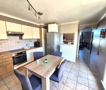 Ruim duplex-appartement met garage te Zulte - Photo 1