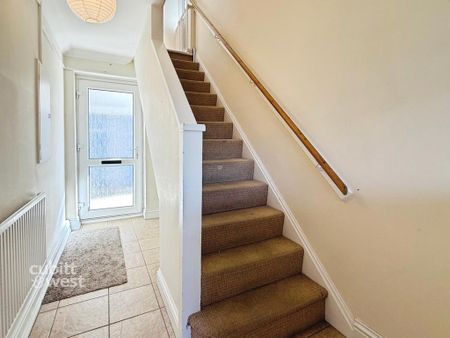 2 bedroom maisonette to rent - Photo 2
