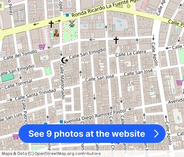 Alquiler de piso en Calle Bazan - Photo 1