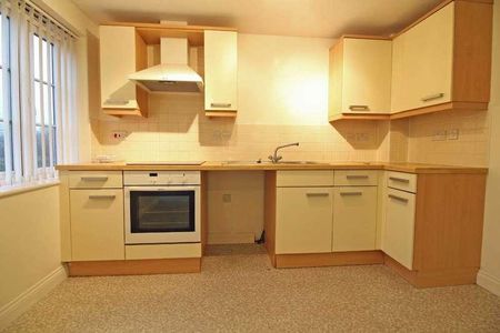 Harris Close, Frome, BA11 - Photo 3