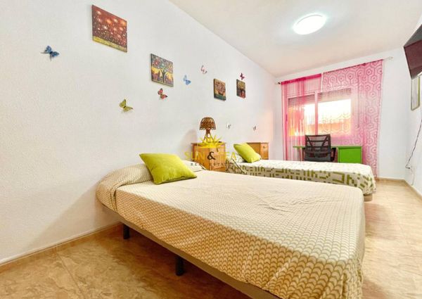 TWO-BEDROOM APARTMENT – LOS ALCÁZARES