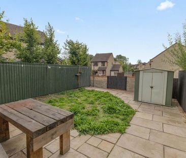 3 bedroom semi-detached house to rent - Photo 3