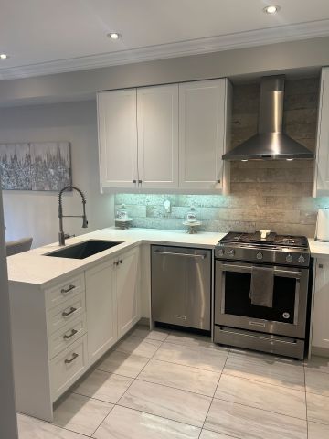 For Lease - 131 Chelsea Crescent, Bradford West Gwillimbury, Ontario - Photo 3