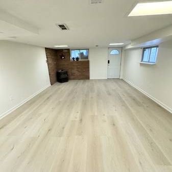 Newly renovated suite for rent - Photo 3