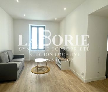 Bagnols-Sur-Cèze, T1 meublé de 26 m2, entièrement rénové, ce - Photo 2