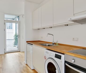 Rummelig 1-værelses bolig med fuld funktionel køkken, vaske/tørre m... - Photo 3