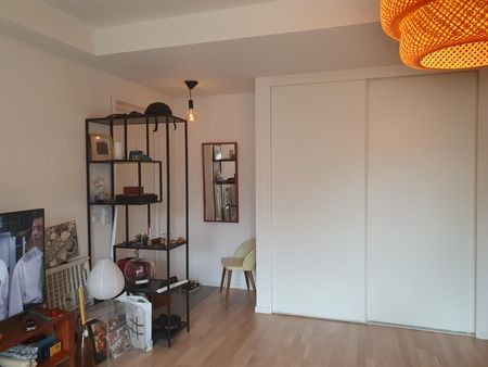 Thorsten Levenstams väg, Sköndal - Foto 2